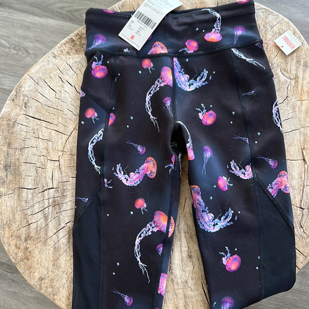 Sweaty Betty jellyfish leggings.